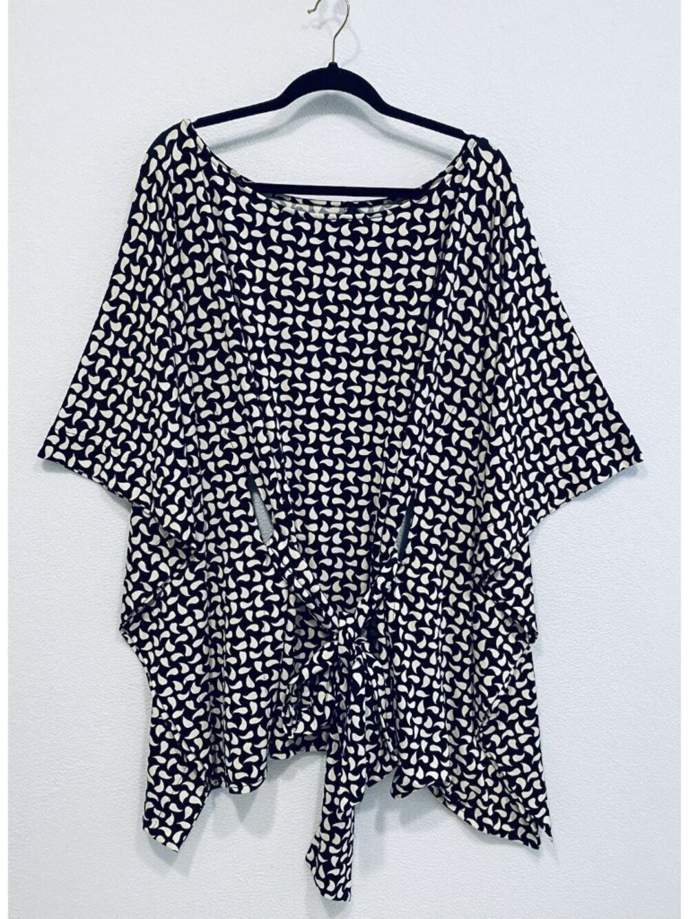 Lapis Anthropologie Top Womens Medium Black Boho Print Tie Waist Kimono Sleeve